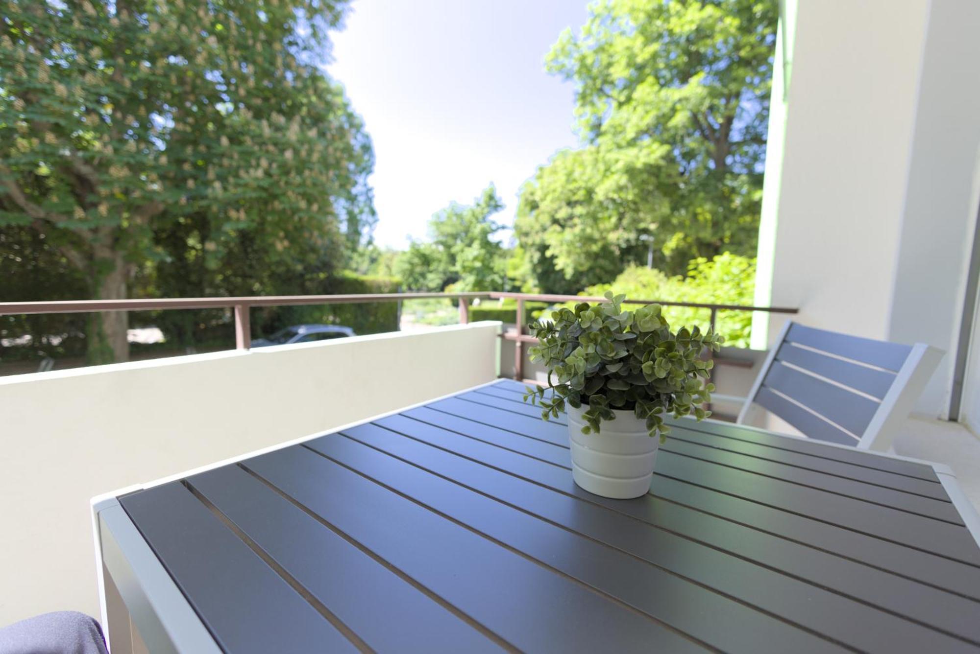 Boutique Apartments Am Stadtgarten ไฟรบวร์กอิมไบรส์เกา ภายนอก รูปภาพ